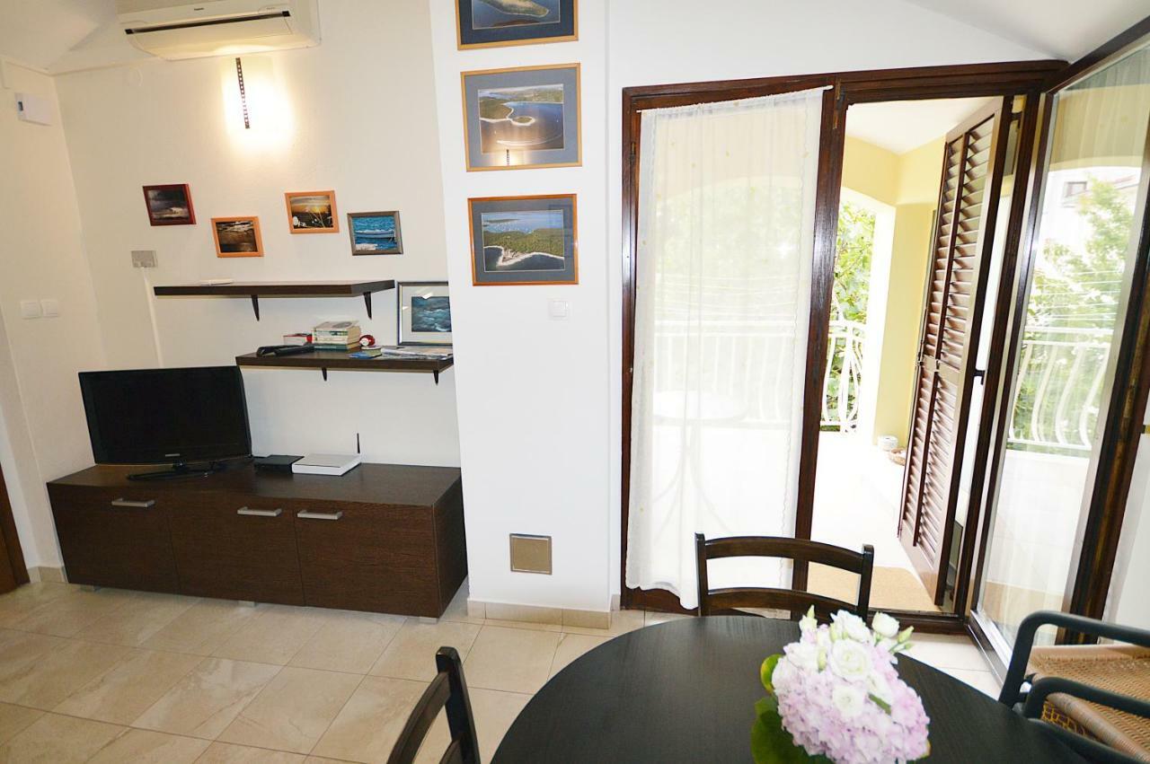 Apartment Elza Zara Esterno foto