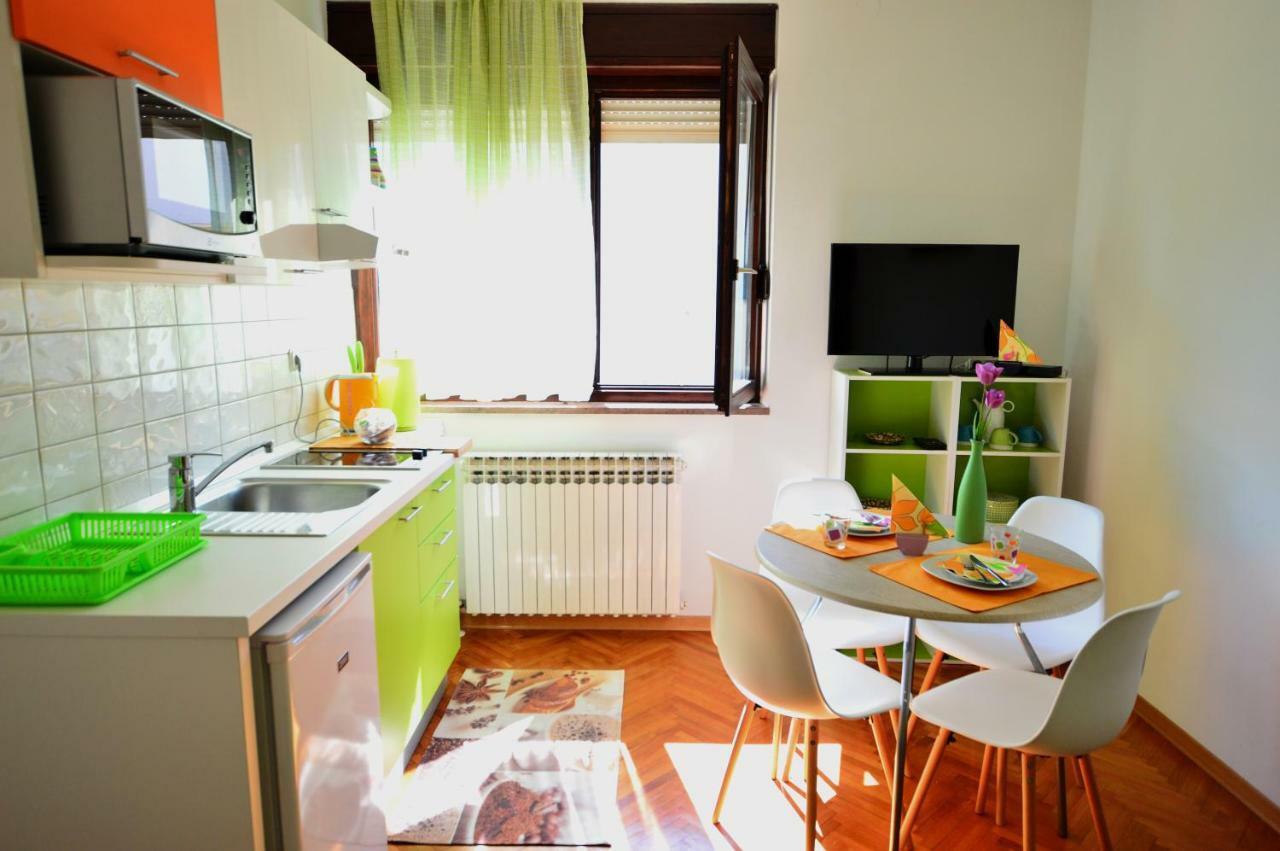 Apartment Elza Zara Esterno foto
